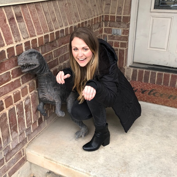 Meet your Posher, Nichele - Picture 4 of 4